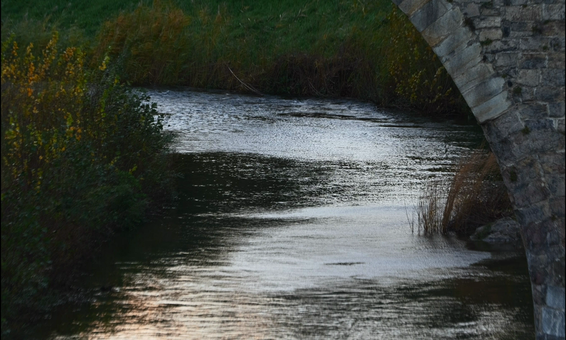 vlcsnap-2025-09-08-23h22m50s537